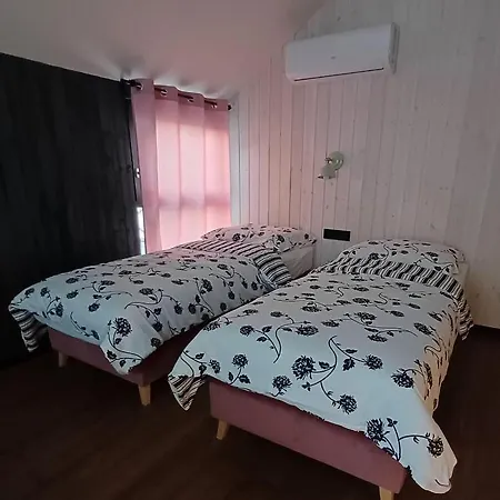 Byc Morze 库瑞尼卡慕斯卡